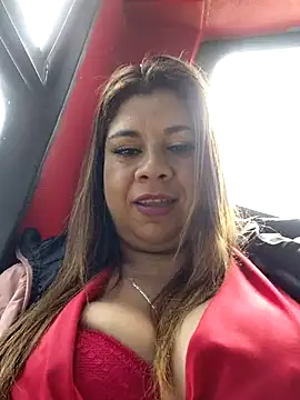 Laura-Hernandez online show from 24, 10, 2025
