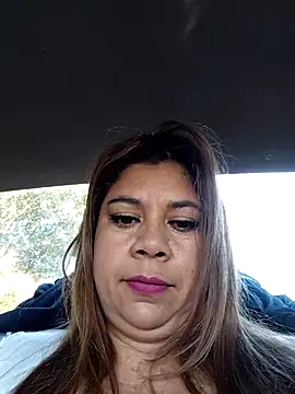 Laura-Hernandez online show from 9, 11, 2025