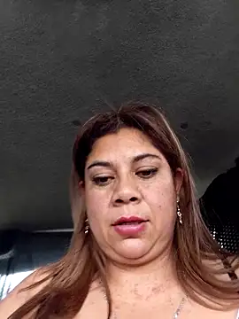 Laura-Hernandez online show from 25, 2, 2026