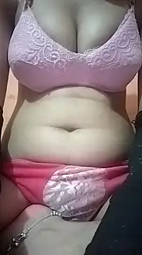 Snapshot of Shanvi_Tyagi chatting on 29, 12, 2024 Shanvi Tyagi online show from 29, 12, 2024