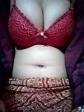 Snapshot of Shanvi_Tyagi chatting on 20, 2, 2025 Shanvi Tyagi online show from 20, 2, 2025