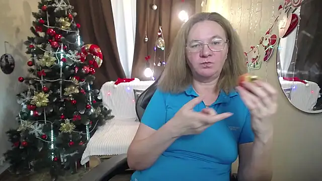 Snapshot of HolyMilfa chatting on 4, 12, 2024 HolyMilfa online show from 4, 12, 2024