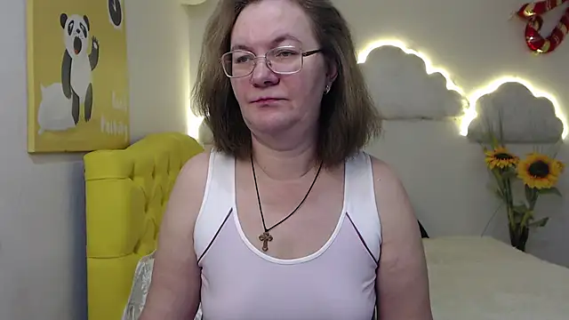 Snapshot of HolyMilfa chatting on 7, 2, 2025 HolyMilfa online show from 7, 2, 2025