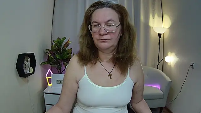 HolyMilfa online show from 7, 5, 2026
