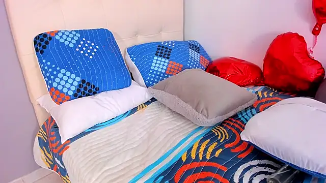 Maia W10 online show from 18, 2, 2025