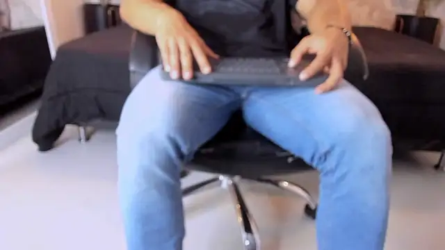 Regan   online show from 27, 9, 2025