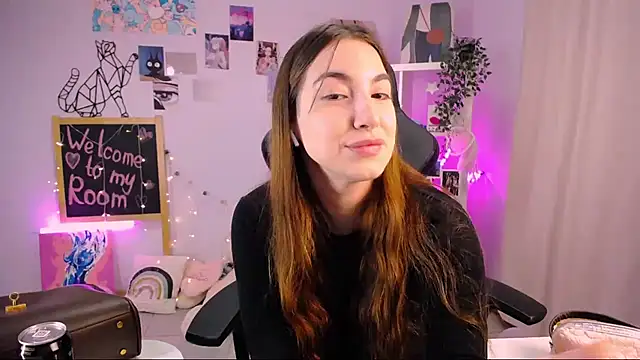 Snapshot of MelissaLovvv chatting on 14, 2, 2025 MelissaLovvv online show from 14, 2, 2025