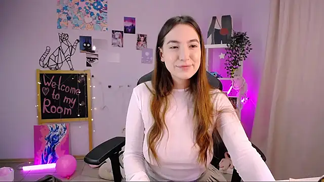 Snapshot of MelissaLovvv chatting on 23, 2, 2025 MelissaLovvv online show from 23, 2, 2025