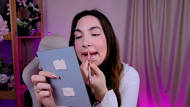 Snapshot of MelissaLovvv chatting on 21, 9, 2025 MelissaLovvv online show from 21, 9, 2025