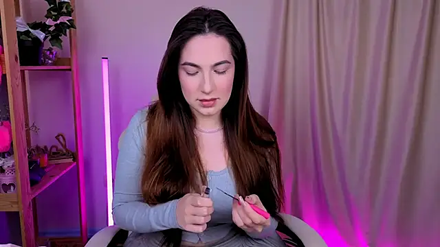 Snapshot of MelissaLovvv chatting on 2, 10, 2025 MelissaLovvv online show from 2, 10, 2025