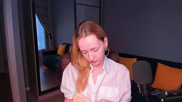 OddlyFamiliar online show from 16, 12, 2024