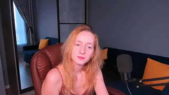 OddlyFamiliar online show from 20, 12, 2024