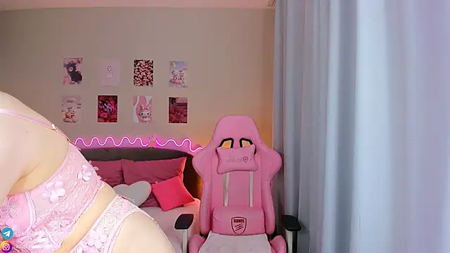 Kate Clover online show from 12, 3, 2025