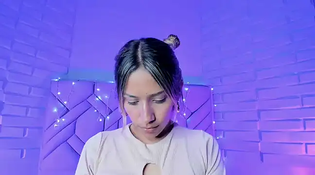 BriannaHarps online show from 9, 1, 2025