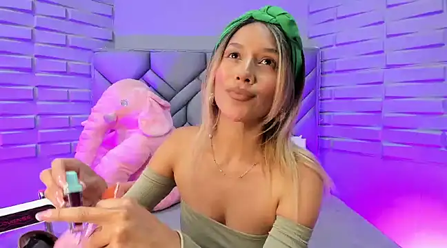 BriannaHarps online show from 18, 1, 2025