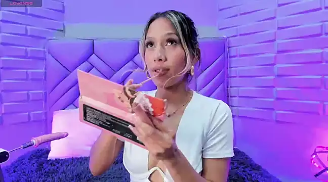 BriannaHarps online show from 1, 2, 2025