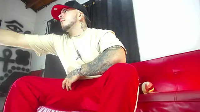 Snapshot of Dexter-T chatting on 3, 12, 2024 Dexter-T online show from 3, 12, 2024