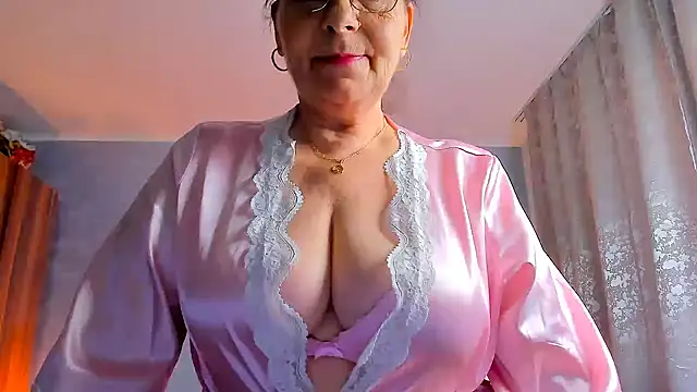 Snapshot of sweetangell69_ chatting on 5, 7, 2026 sweetangell69 online show from 5, 7, 2026