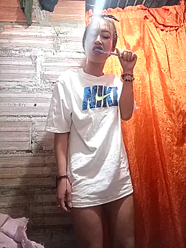 samy-blonde online show from 14, 3, 2025