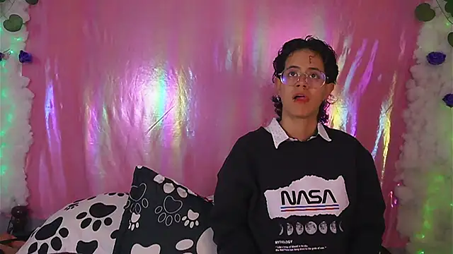 Xgirlxxx online show from 10, 9, 2025