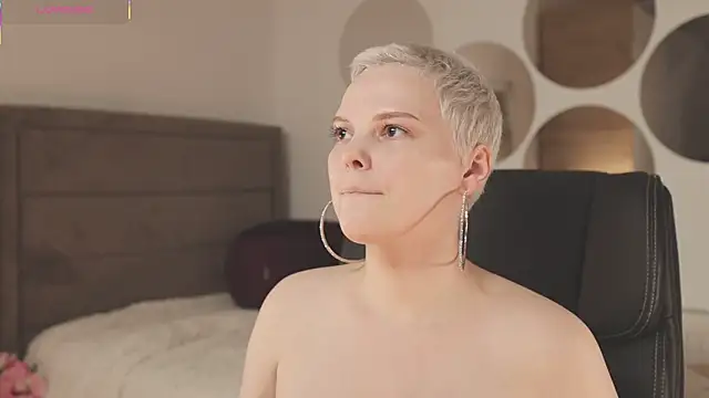 LikaBerry1 online show from 10, 9, 2025