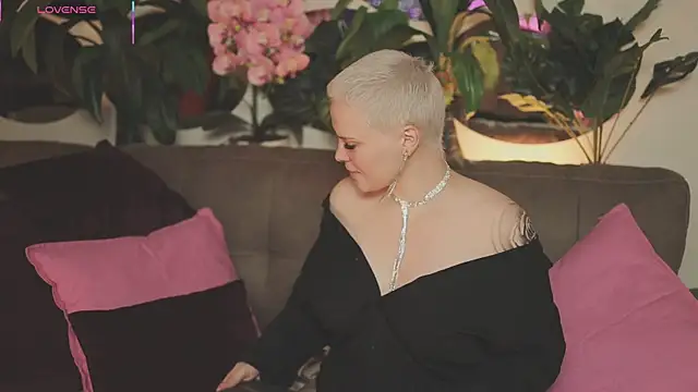 LikaBerry1 online show from 23, 10, 2025