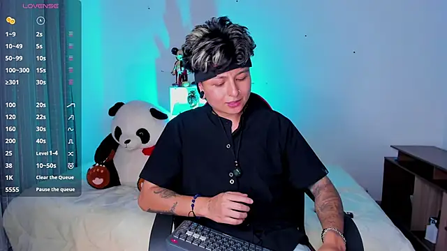 ZuryRamirez  online show from 24, 5, 2026