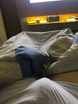 Snapshot of Hjsjsjsjjd chatting on 28, 10, 2025 Hjsjsjsjjd online show from 28, 10, 2025