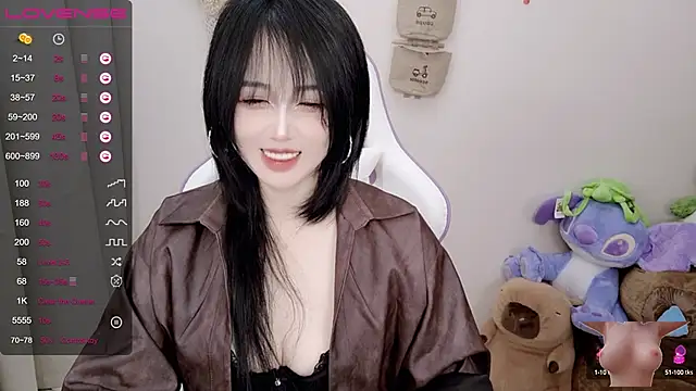 Vaness-a online show from 9, 3, 2025