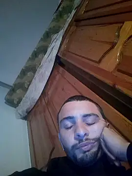 Snapshot of Hazembahloul chatting on 12, 1, 2026 Hazembahloul online show from 12, 1, 2026