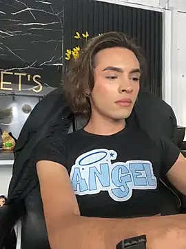 miss Ari online show from 14, 3, 2025