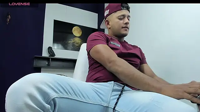 Marcos garcias online show from 8, 3, 2025