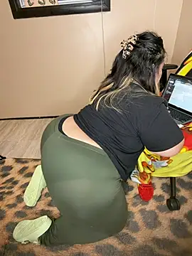 Snapshot of tillymarie34 chatting on 24, 7, 2026 tillymarie34 online show from 24, 7, 2026
