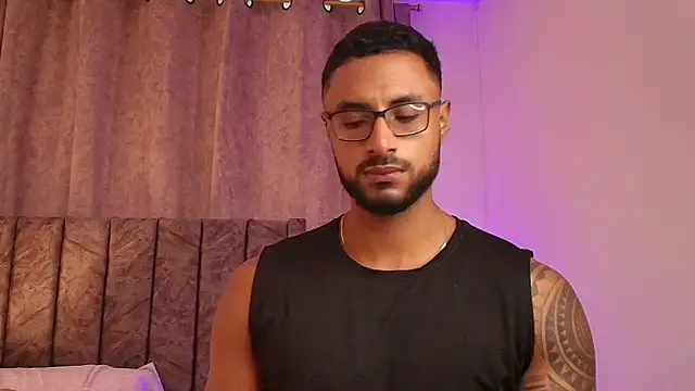 LiamGarcia1 online show from 7, 2, 2025