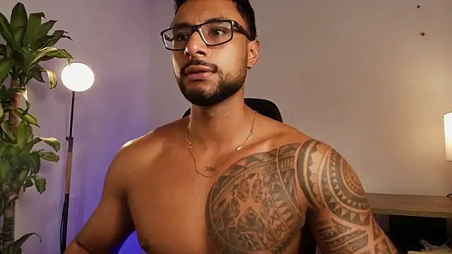 LiamGarcia1 online show from 15, 1, 2026