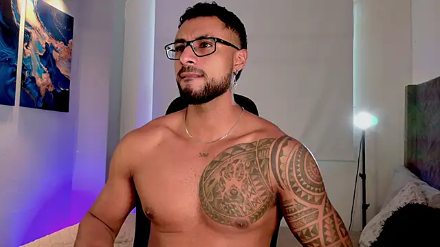 LiamGarcia1 online show from 20, 6, 2026