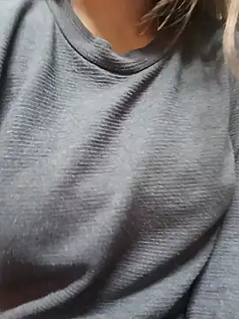 Snapshot of Sajel_000 chatting on 4, 2, 2025 Sajel 000 online show from 4, 2, 2025