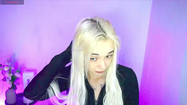 Ashley S online show from 25, 7, 2026