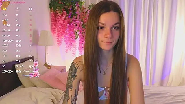 Snapshot of EvaHair chatting on 6, 8, 2026 EvaHair online show from 6, 8, 2026