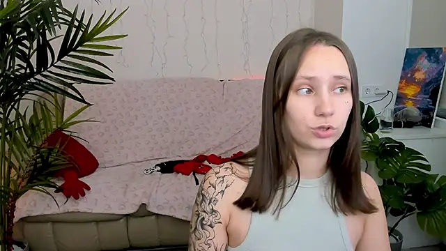 HotCaramellsTV online show from 8, 3, 2025