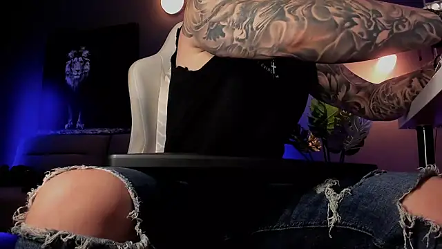 uptomatty online show from 3, 6, 2026