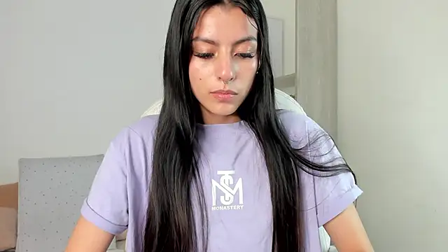 nattaly adams online show from 20, 12, 2024