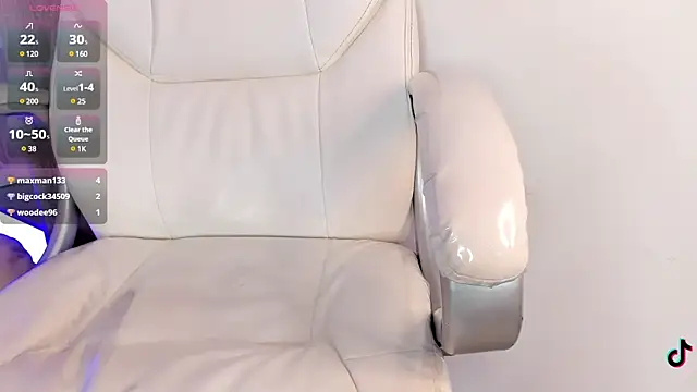 nattaly adams online show from 13, 1, 2025