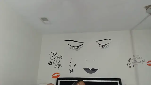 Snapshot of chocolatefantasyxxox chatting on 4, 12, 2024 chocolatefantasyxxox online show from 4, 12, 2024