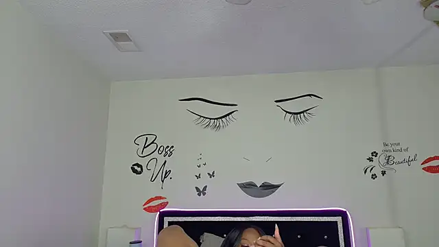 Snapshot of chocolatefantasyxxox chatting on 5, 2, 2025 chocolatefantasyxxox online show from 5, 2, 2025