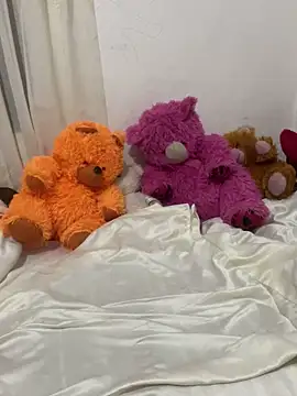 Snapshot of Jecy_bee chatting on 22, 3, 2025 Jecy bee online show from 22, 3, 2025