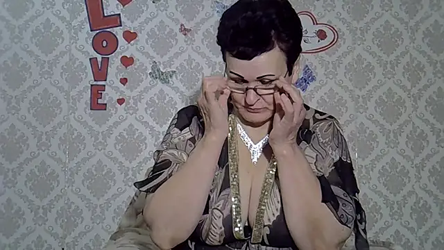 Snapshot of PaulaGolden chatting on 10, 12, 2024 PaulaGolden online show from 10, 12, 2024