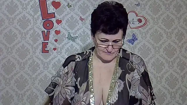 Snapshot of PaulaGolden chatting on 5, 3, 2025 PaulaGolden online show from 5, 3, 2025