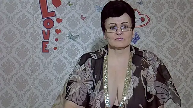 Snapshot of PaulaGolden chatting on 10, 3, 2025 PaulaGolden online show from 10, 3, 2025