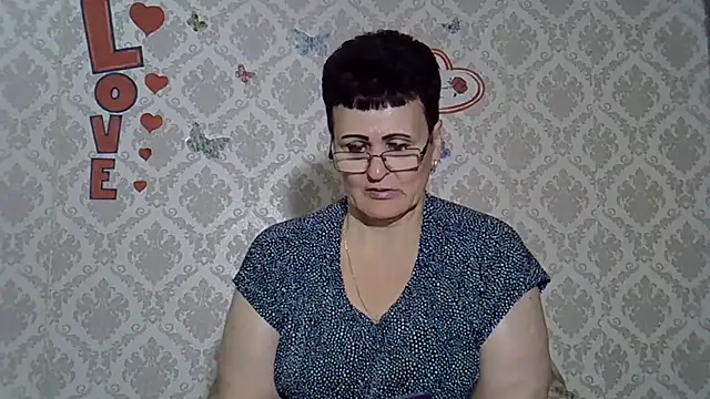 Snapshot of PaulaGolden chatting on 9, 9, 2025 PaulaGolden online show from 9, 9, 2025